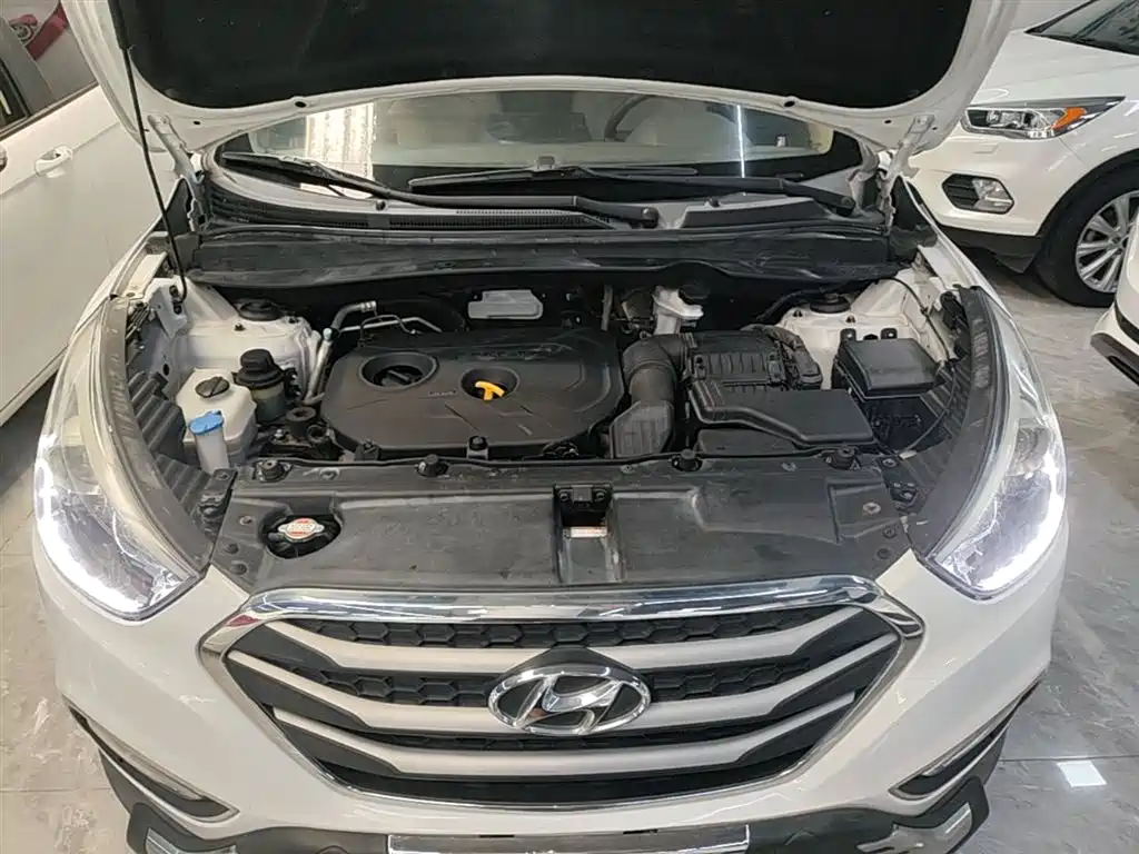 Hyundai ix35 2015 — фото 20