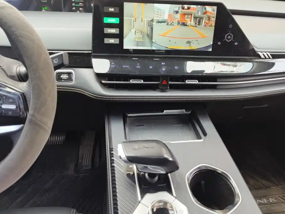 Changan UNI-K Smart Electronic Idd 2023 — фото 13