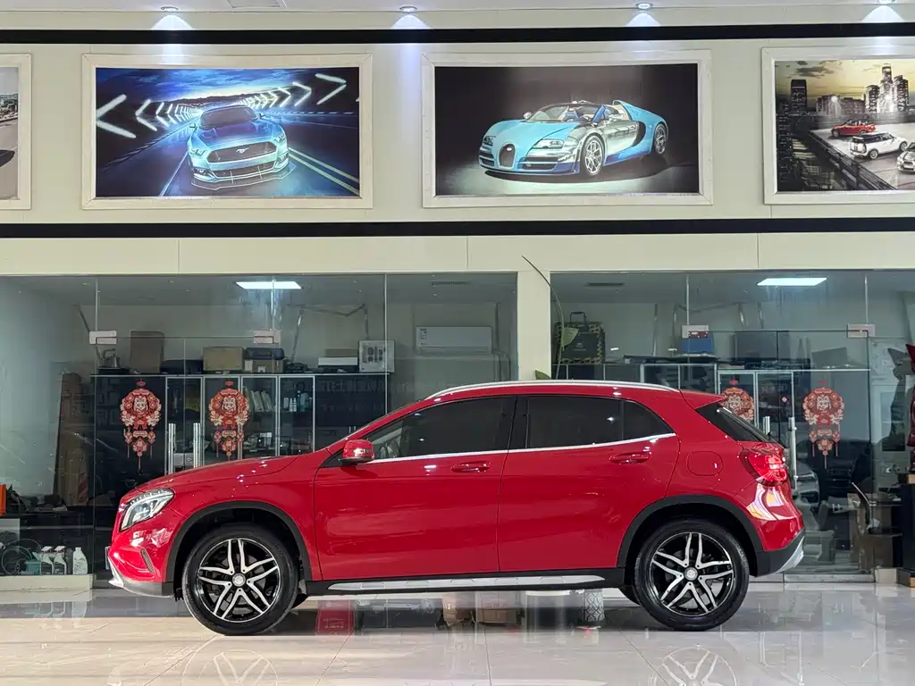Mercedes-Benz GLA 2016 — фото 11