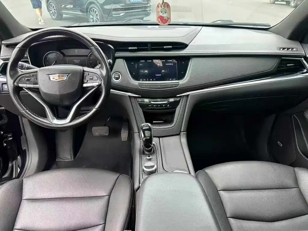 Cadillac XT6 2021
