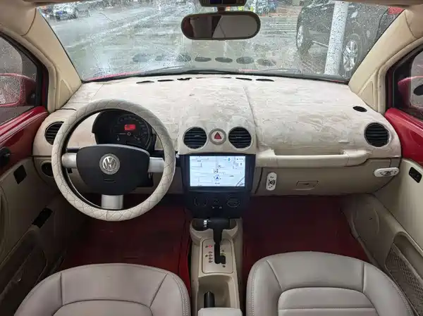 Volkswagen Beetle 2011
