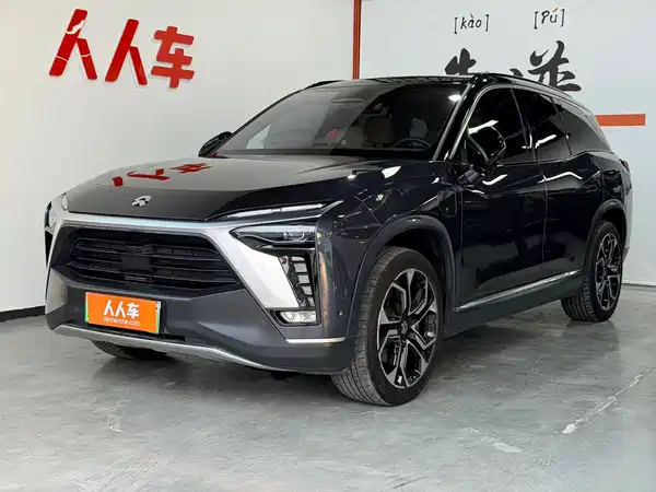 NIO ES8 2021
