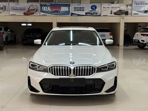 BMW 3 Series 2023