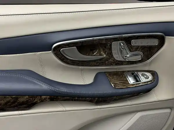Mercedes-Benz V-Class 2022