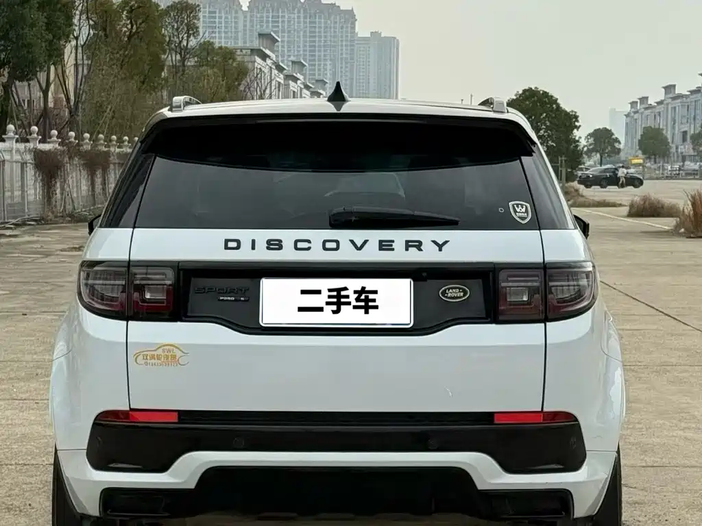 Land Rover Discovery Sport 2021 — фото 8