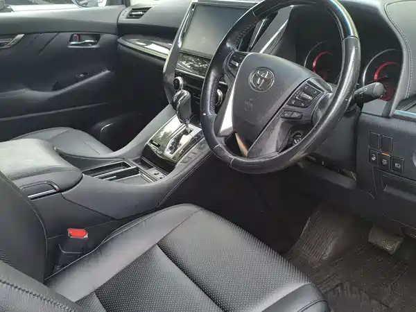 Toyota Alphard 2018
