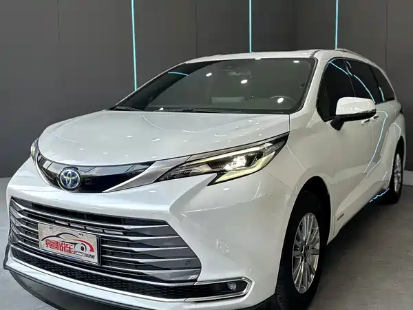 Toyota Sienna 2022