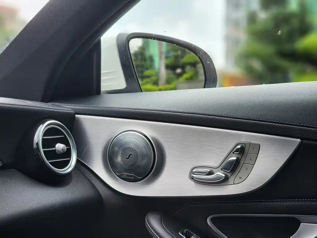 Mercedes-Benz C-Class 2017 — фото 13
