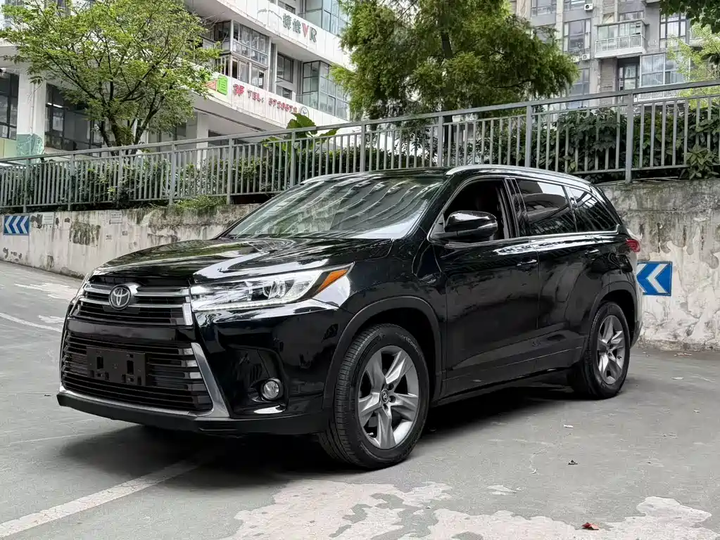 Toyota Highlander 2020