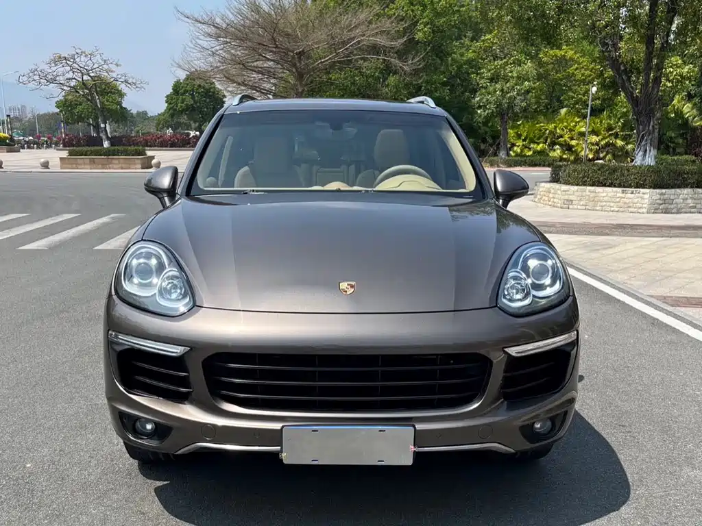Porsche Cayenne 2016