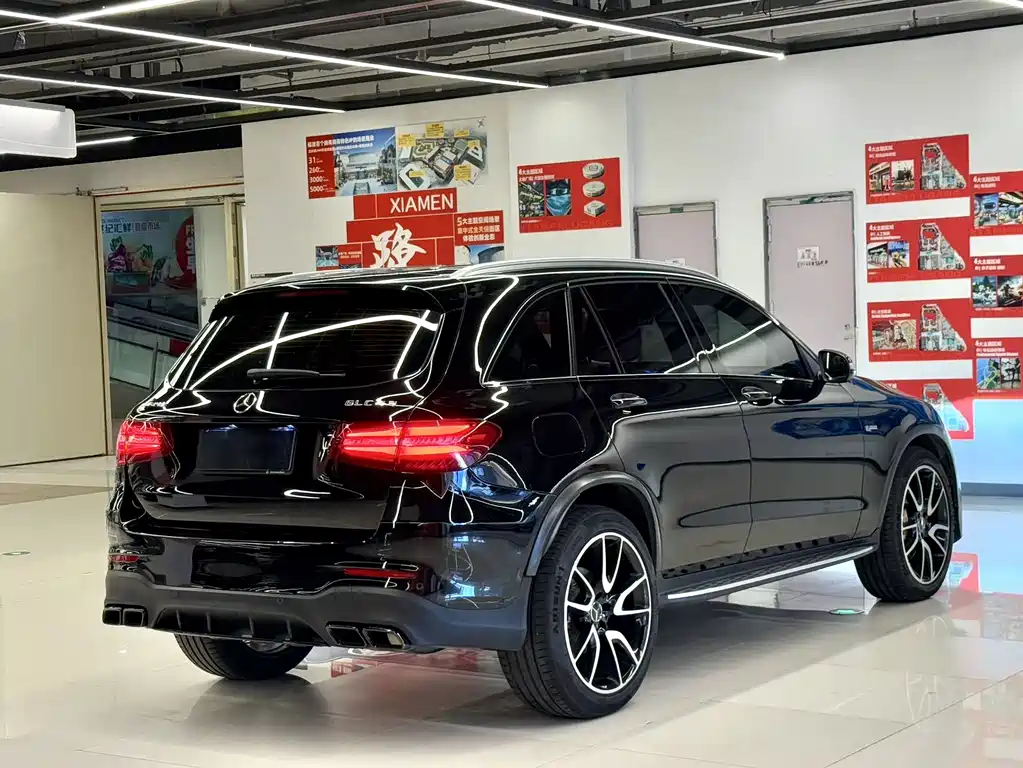 Mercedes-Benz GLC AMG 2019 — фото 10