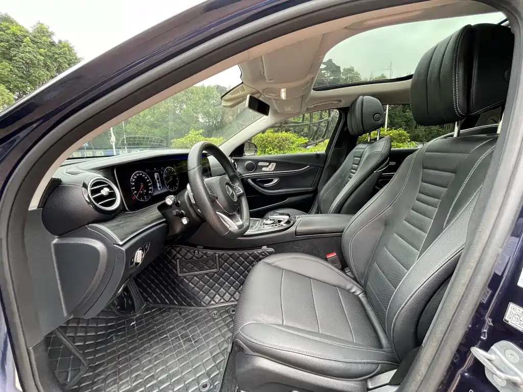 Mercedes-Benz E-Class 2018 — фото 13