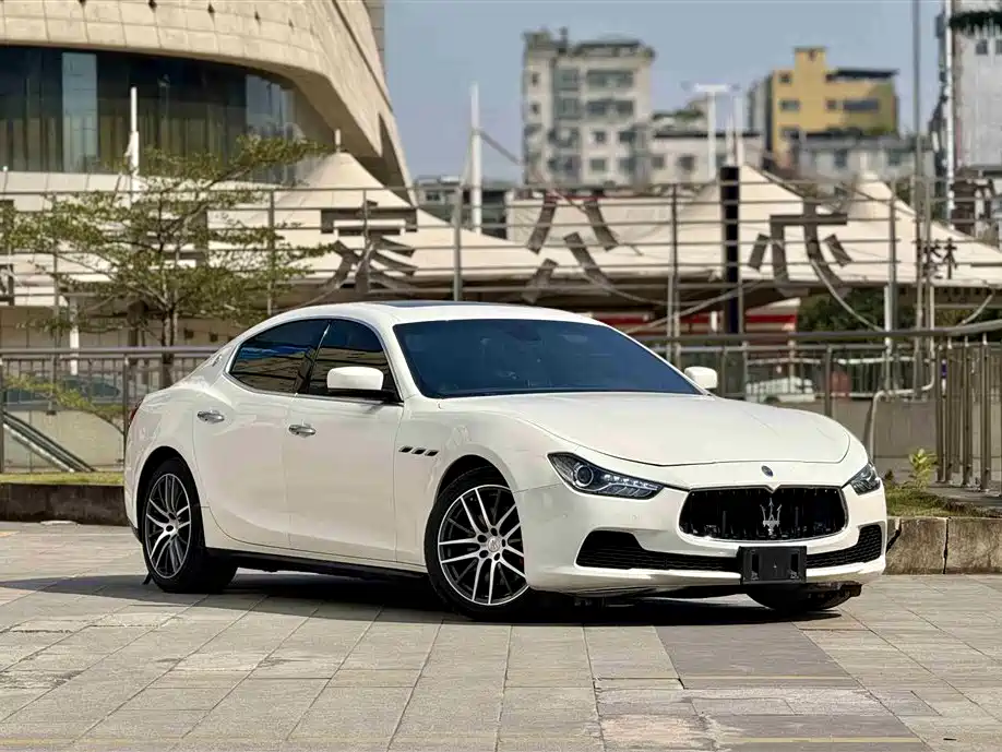 Maserati Ghibli 2016 — фото 3