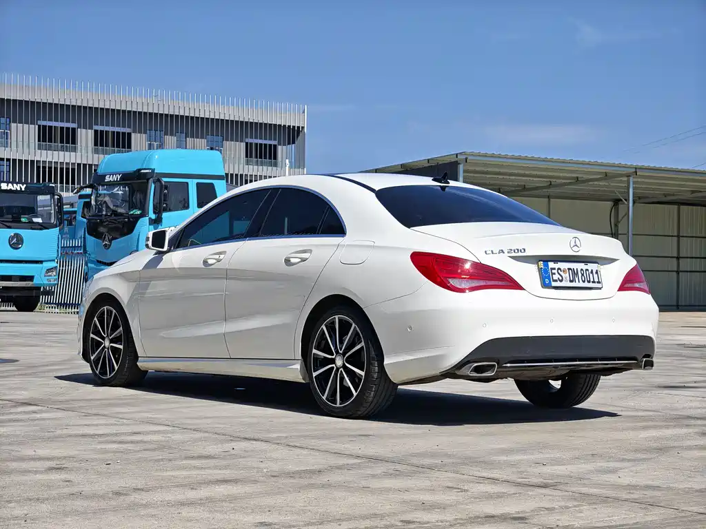 Mercedes-Benz CLA 2015 — фото 11