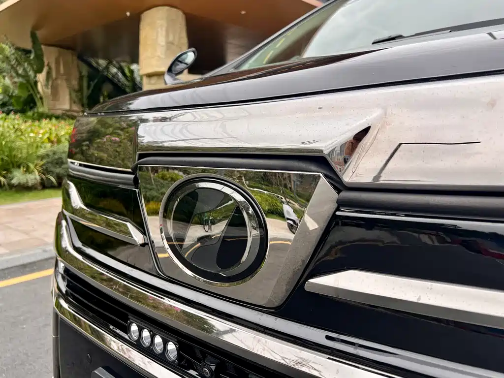 Toyota Vellfire 2020 — фото 16