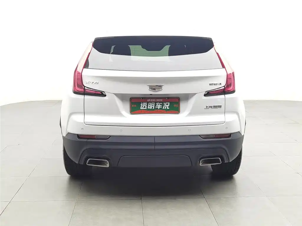 Cadillac XT4 2020 — фото 4