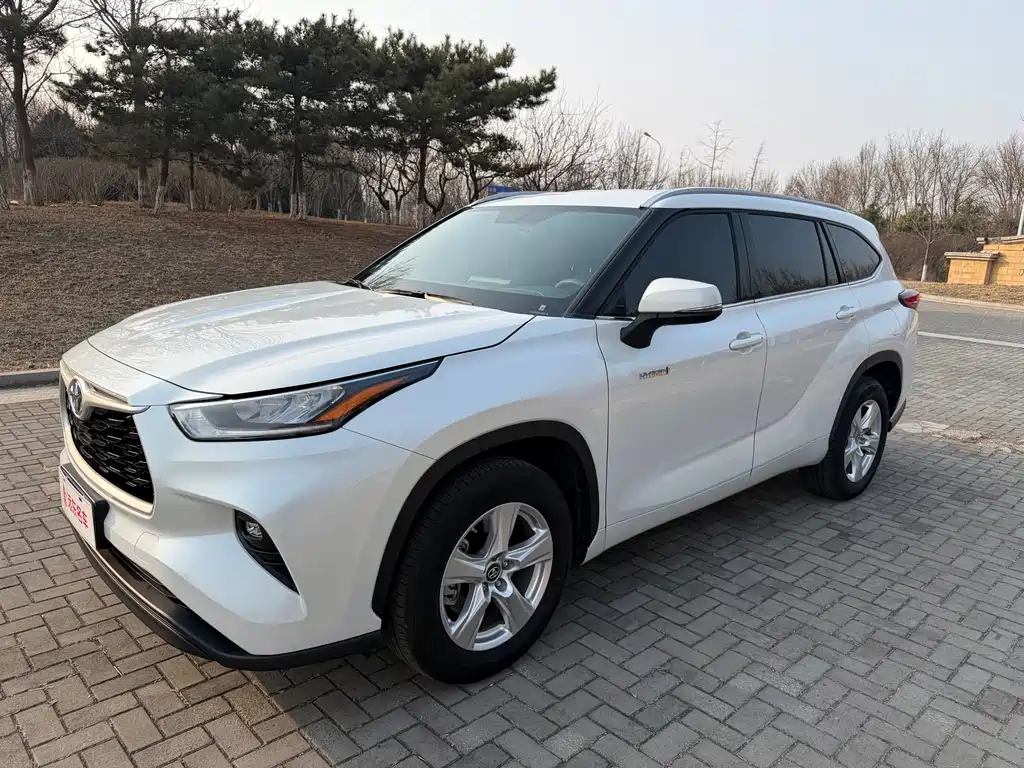 Toyota Highlander 2024