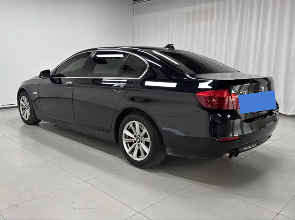 BMW 5 Series 2015 — фото 5