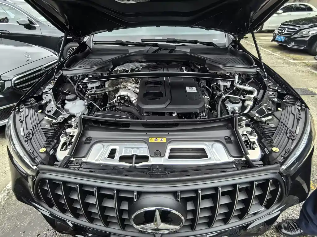 Mercedes-Benz GLC AMG 2025 — фото 11