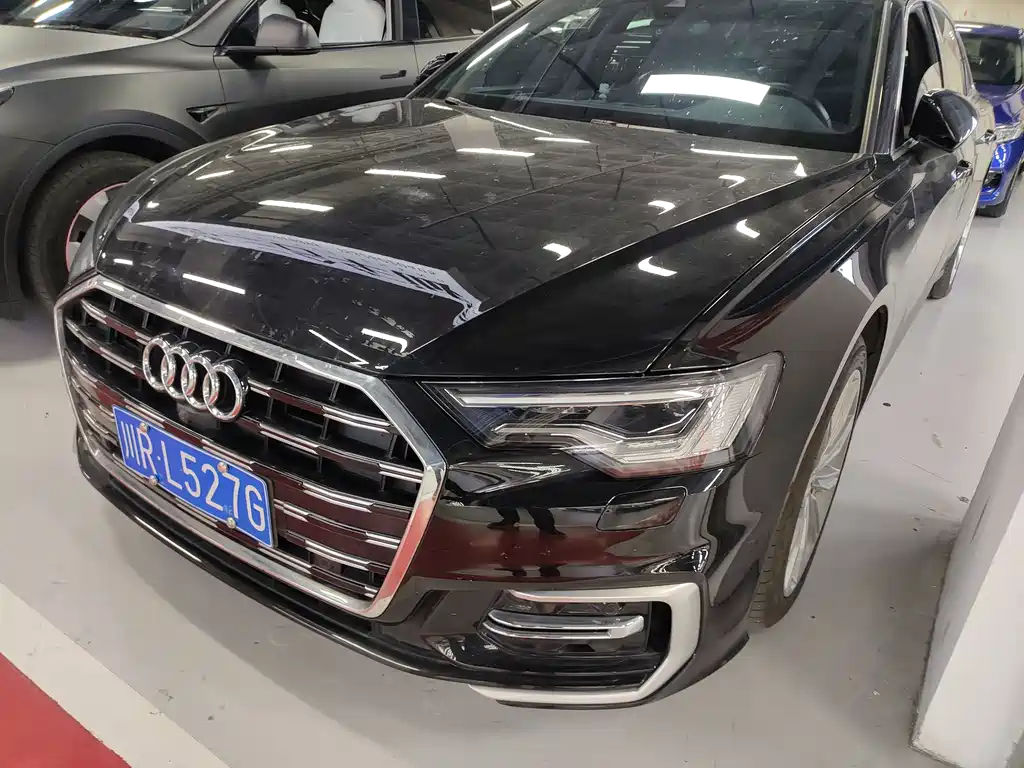 Audi A6L 2023 — фото 1
