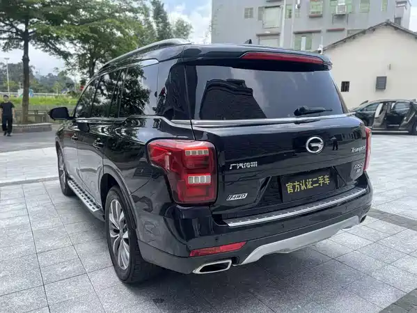 GAC Trumpchi GS8 2017