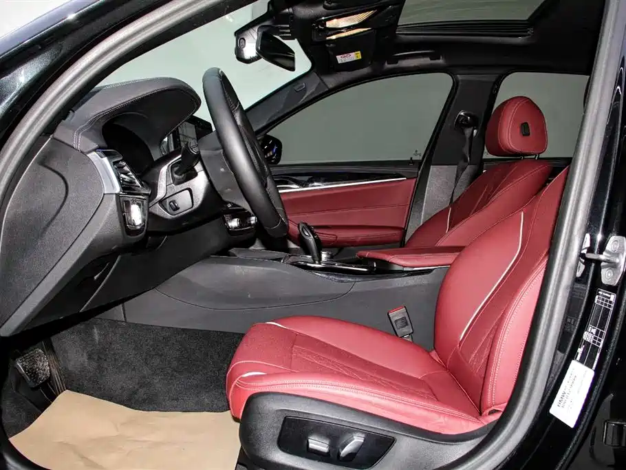 BMW 5 Series 2023 — фото 18