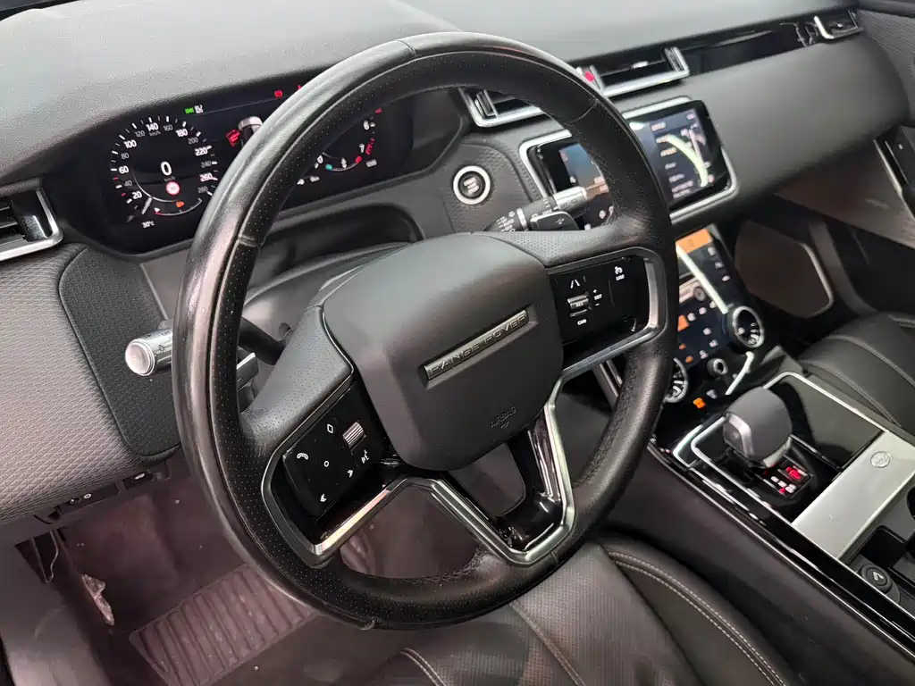 Land Rover Velar 2021