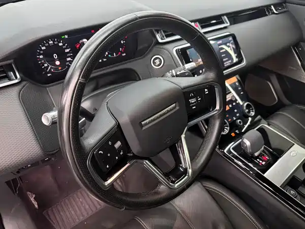 Land Rover Range Rover Velar 2021