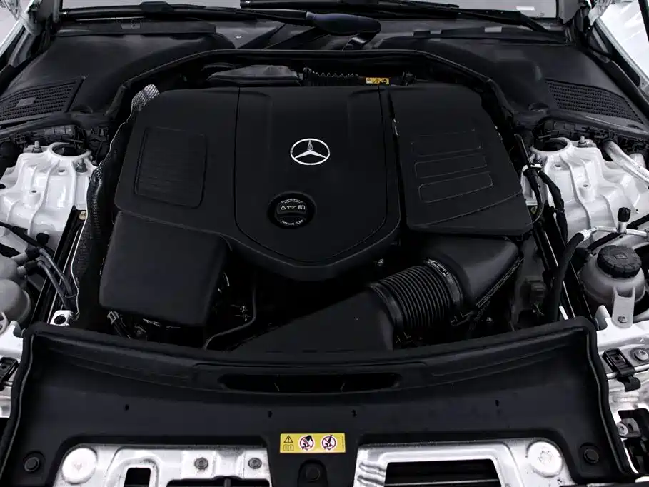 Mercedes-Benz C-Class 2023 — фото 17