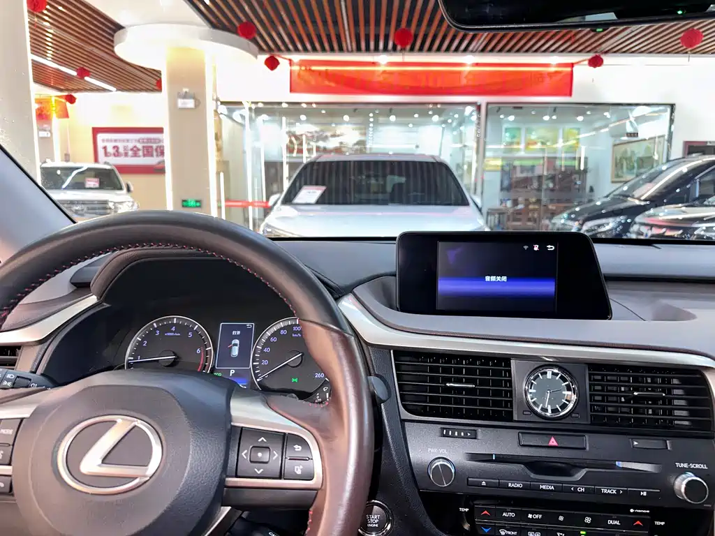 Lexus RX 2019 — фото 10