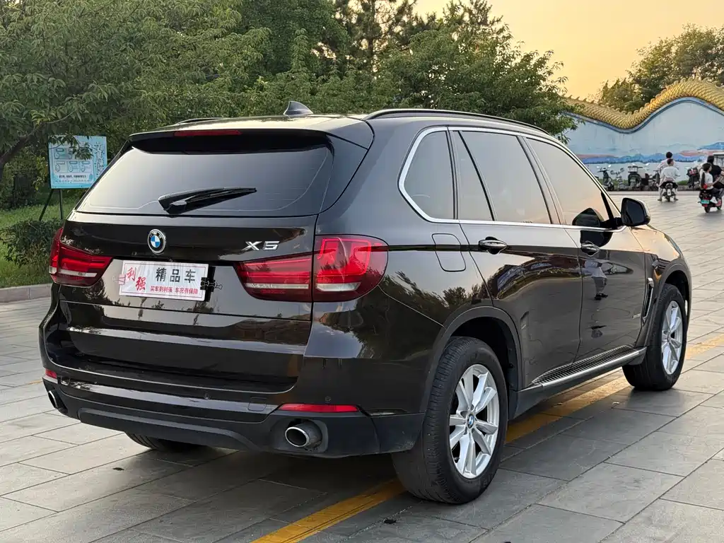 BMW X5 2015 — фото 19