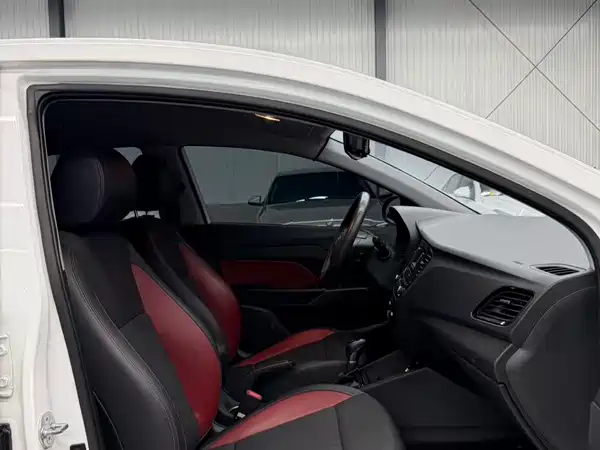 Hyundai Verna 2017