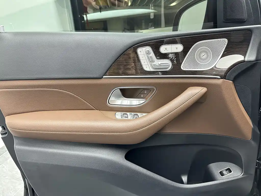 Mercedes-Benz GLE 2025 — фото 25