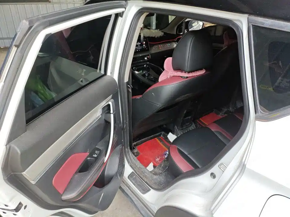 Geely Binyue 2021