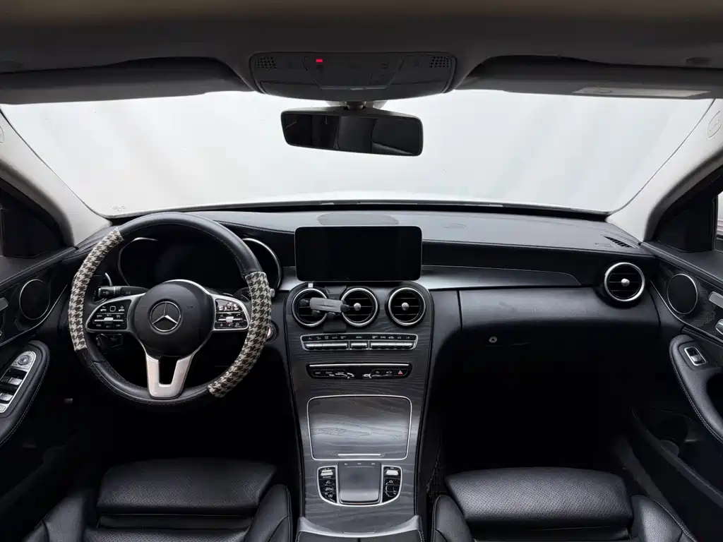 Mercedes-Benz C-Class 2019 — фото 14