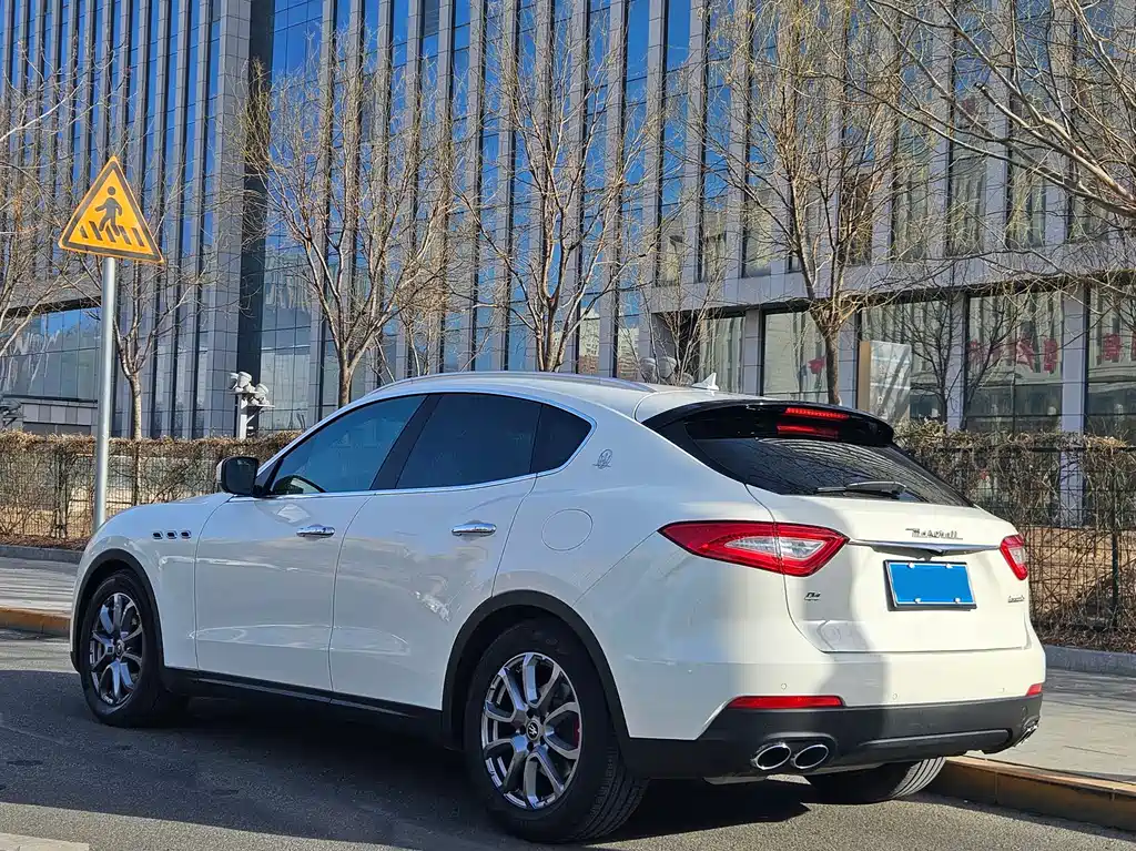 Maserati Levante 2020 — фото 3