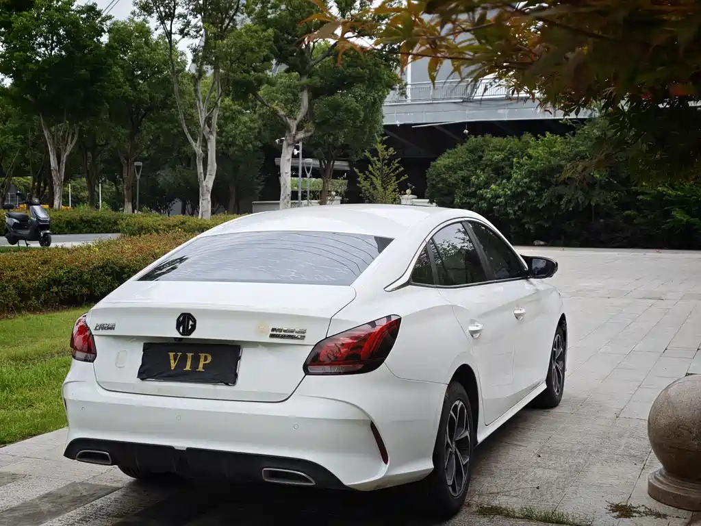 MG MG5 2021