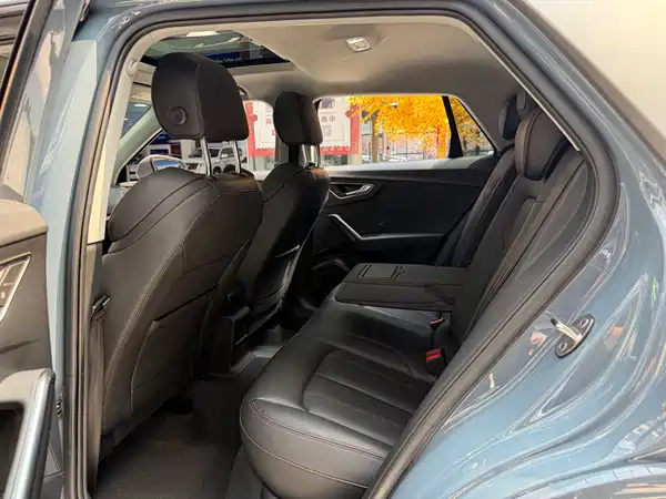 Audi Q2L 2022