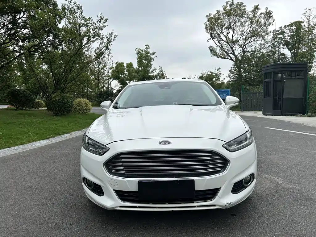 Ford Mondeo 2014 — фото 2