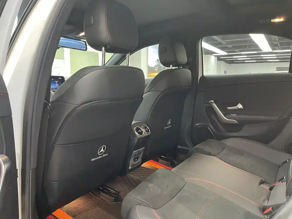 Mercedes-Benz A-Class 2023 — фото 8