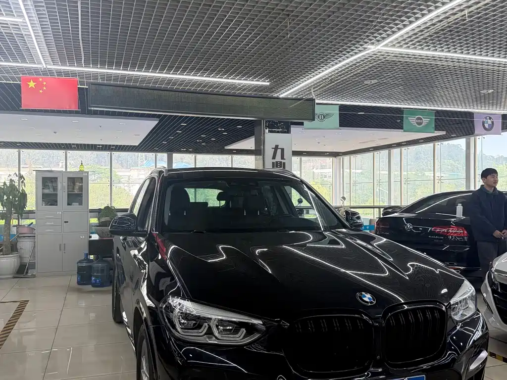 BMW X3 2020 — фото 3