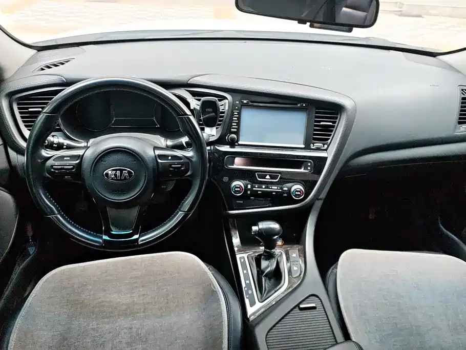 Kia K5 2015 — фото 12