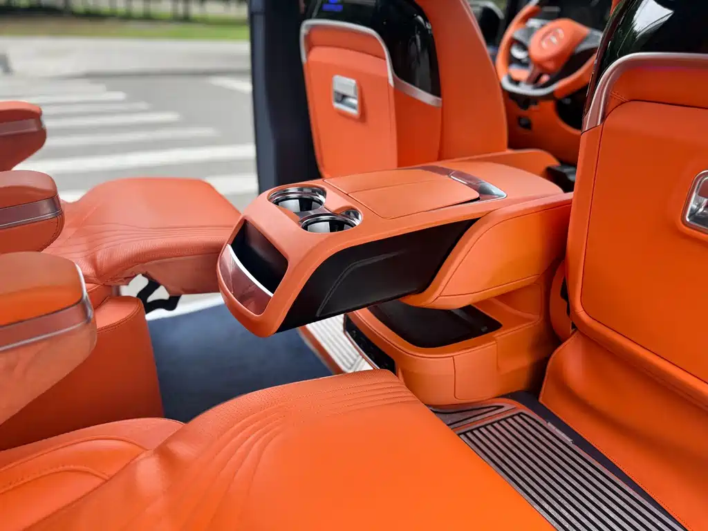 Mercedes-Benz Vito 2023 — фото 16