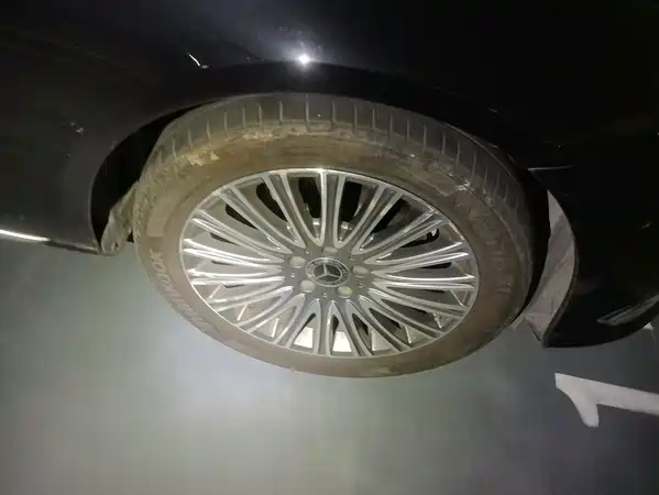 Mercedes-Benz E-Class 2023