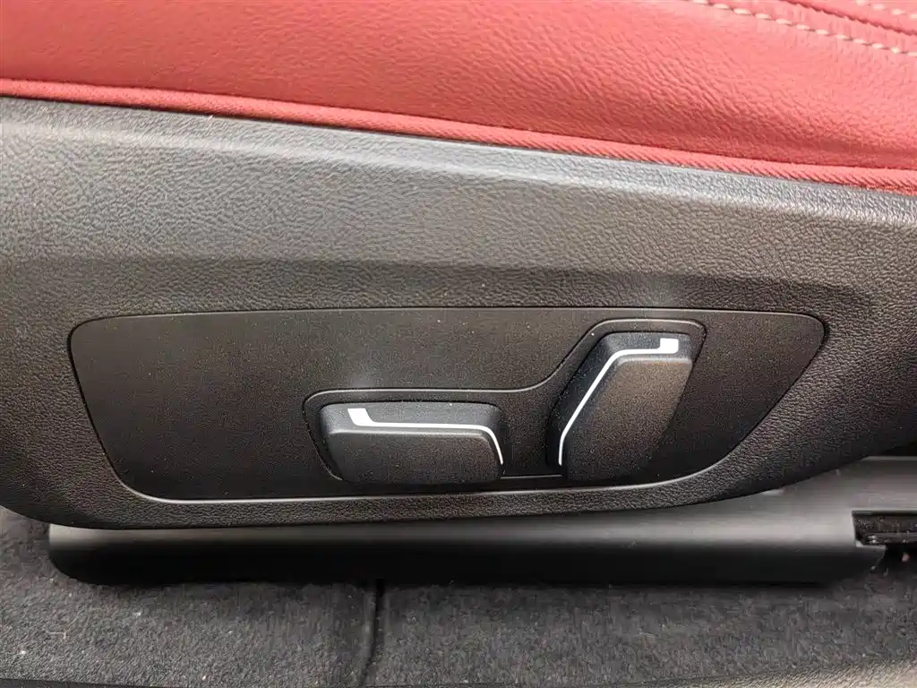 BMW i4 2025 — фото 10