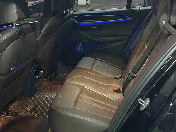 BMW 5 Series 2023