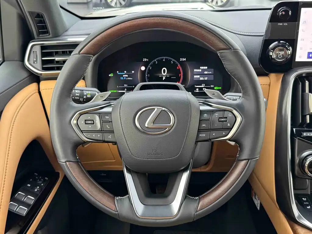 Lexus LX 2026 — фото 10