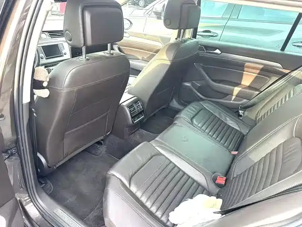 Volkswagen Viloran 2017