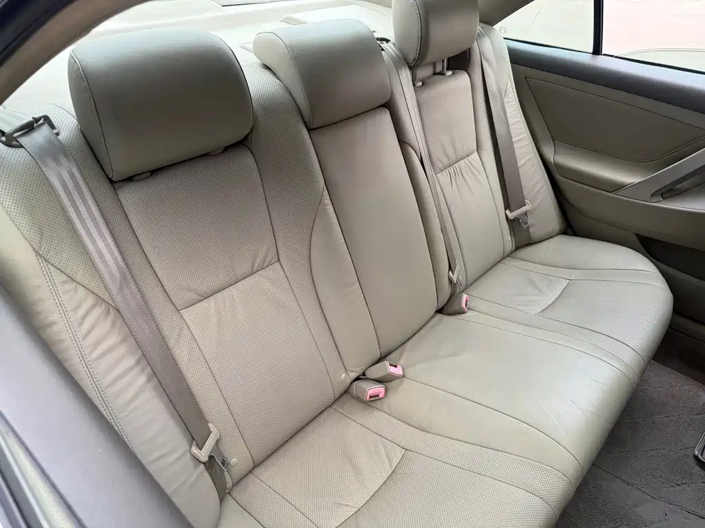 Toyota Camry 2013 — фото 15