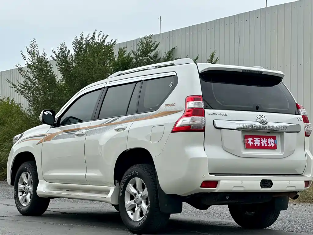 Toyota Prado 2016 — фото 7